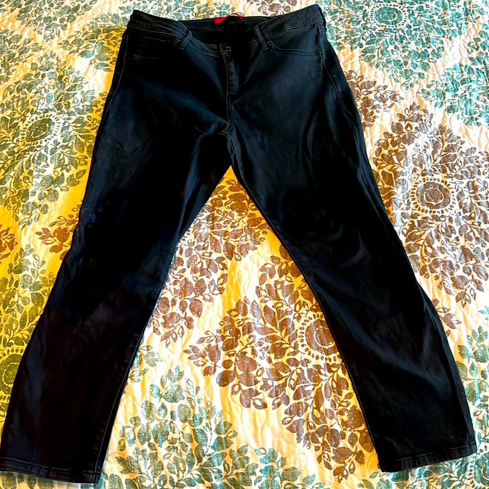 Black capri jeans super skinny